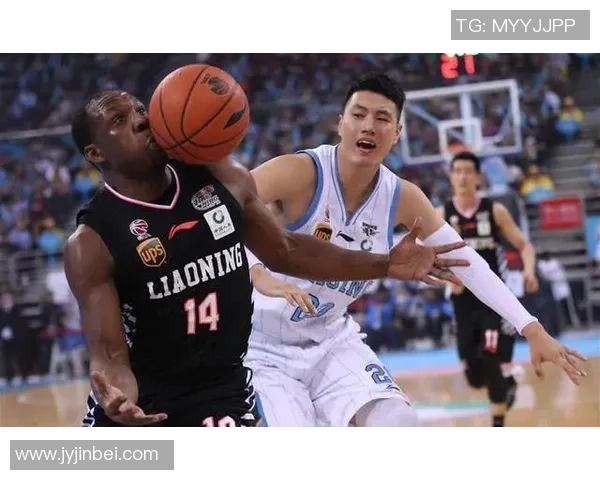 广东队与国家队激战正酣谁能在这场巅峰对决中笑到最后